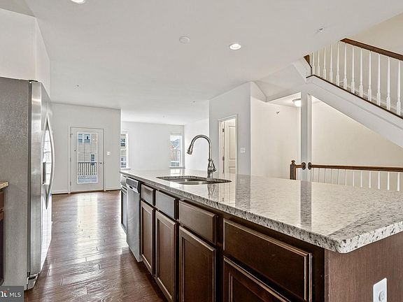 5th image of 311 Black Sky Ln