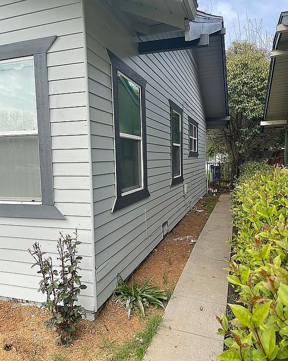 2nd image of 3719 E Balch Ave