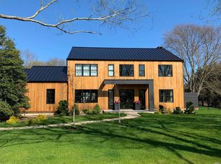 56 Tanners Neck Ln, Westhampton, NY 11977