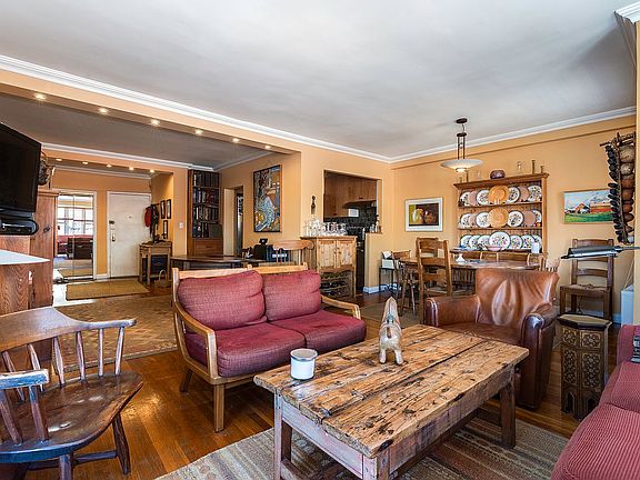 3rd image of 2 King St APT 7A