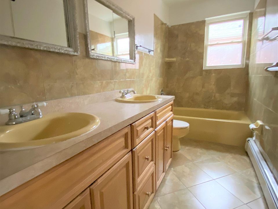 1st image of 33 Nolan Ave