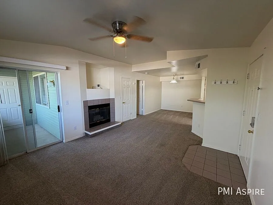 Building Photo - 770 Copper Ln #203