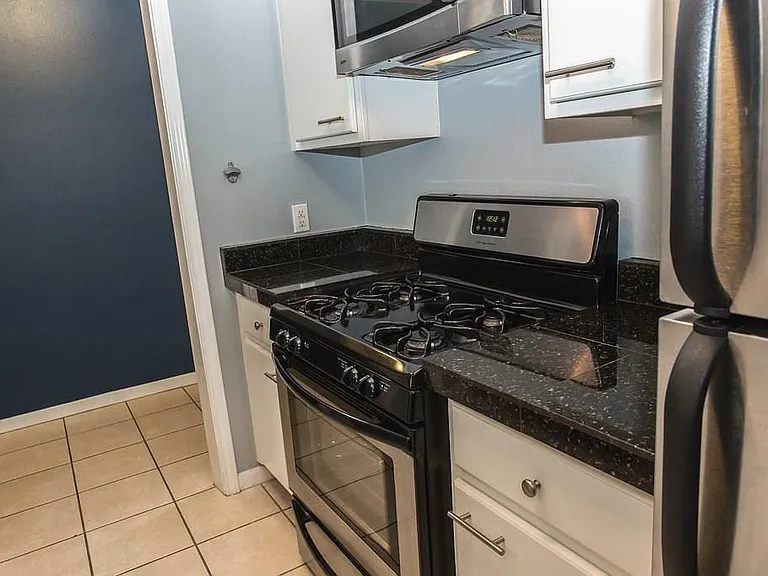 4209 Burnet Rd #206 — Photo 7