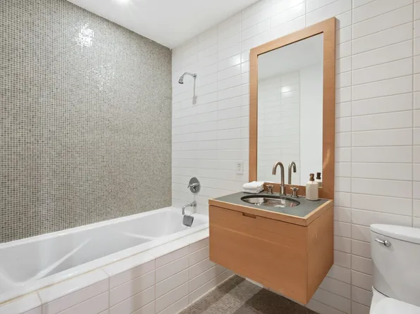 49 East 21st Street image 7 of 9