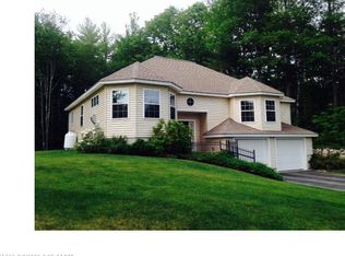 11 Pheasant Ridge Dr, Windham, ME 04062