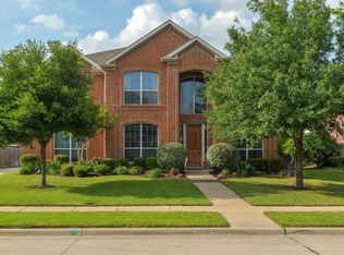 2332 Comanche Trl, Grand Prairie, TX 75052