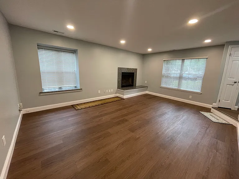 60 Rampart Dr — Photo 6
