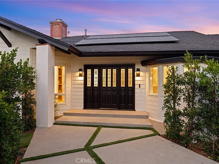 6016 N Woodlake Ave — Photo 28