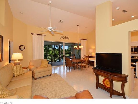 5th image of 27031 Lake Harbor Ct APT 201