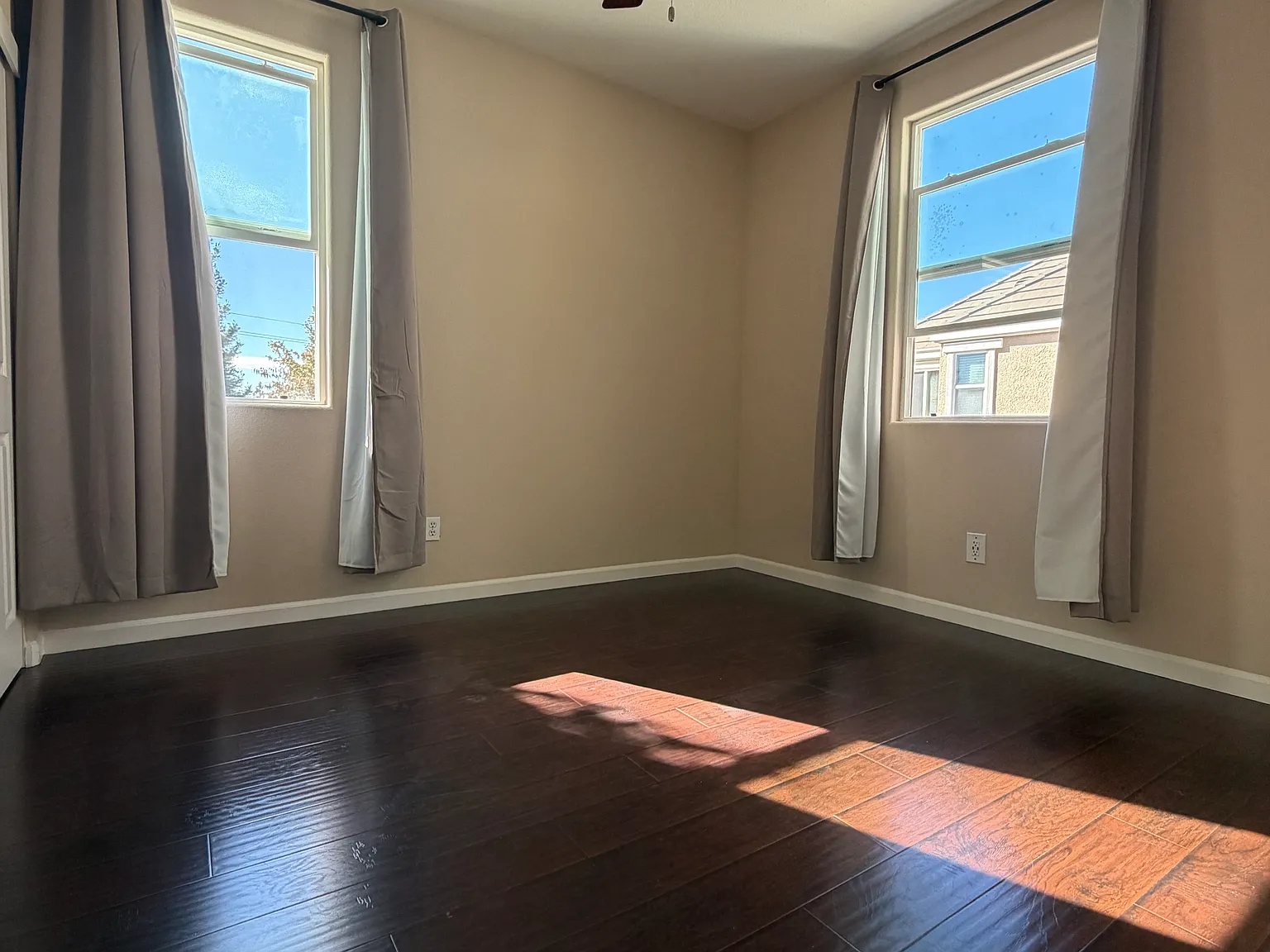 3 bed, 1641 sqft, $2,450 — Photo 4