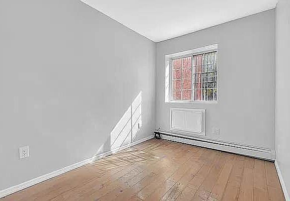 5th image of 817 Gates Ave Floor 2