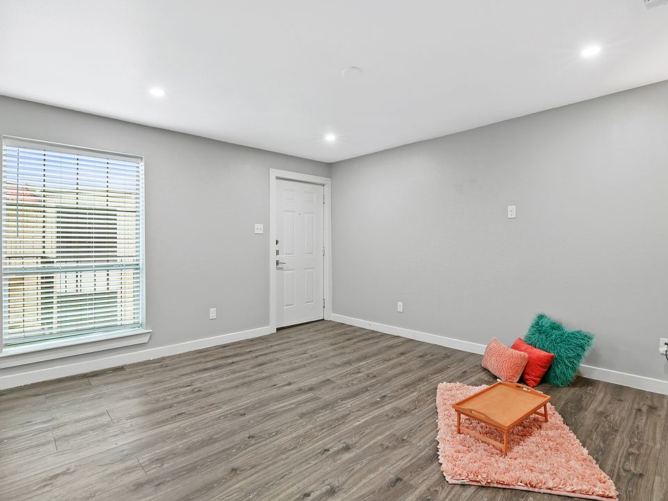 Villa Del Rio 1302 N Shiloh Rd Garland TX Zillow