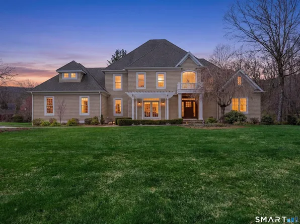 15 Shire Court, Cheshire, CT 06410