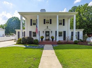 1104 E Rock Spring Rd, Greenville, NC 27858