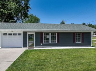159 7th St N, Central City, IA 52214