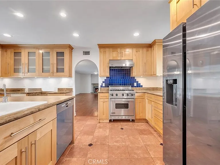 22612 Covello St — Photo 12