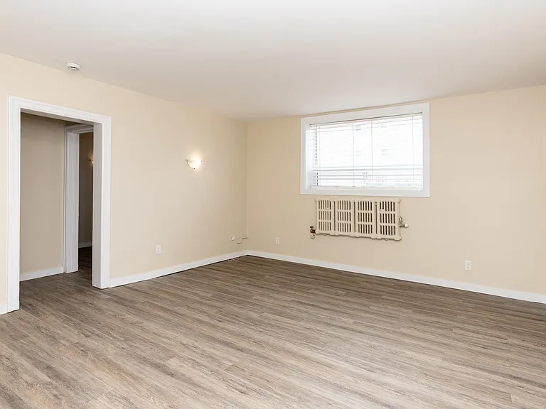 331 Marion St #2 — Photo 9