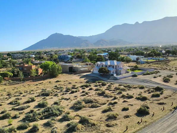9227 Alameda Blvd NE, Albuquerque, NM 87122