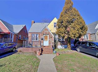14037 Poplar Ave, Flushing, NY 11355
