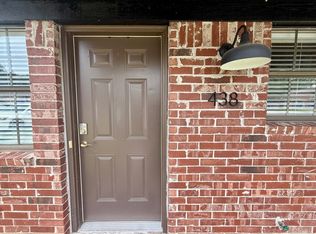 438 Helen St, Conway, AR 72034