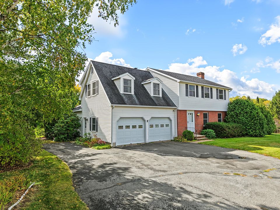 1st image of 245 Mannix Rd