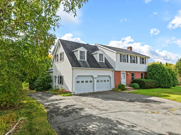 245 Mannix Rd, Peru, NY 12972