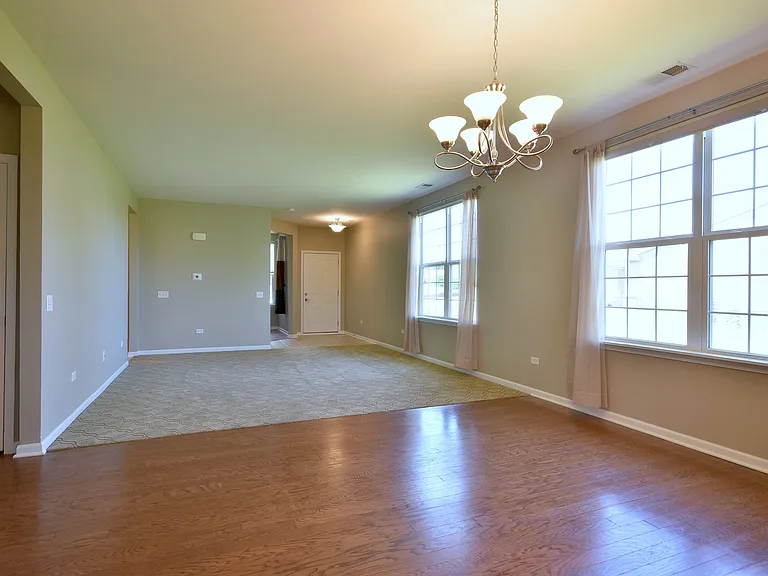 821 Voyage Way — Photo 13