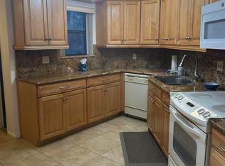 5750 Camino Del Sol APT 207, Boca Raton, FL 33433