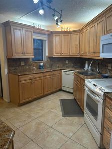 5750 Camino Del Sol #207, Boca Raton, FL, 33433