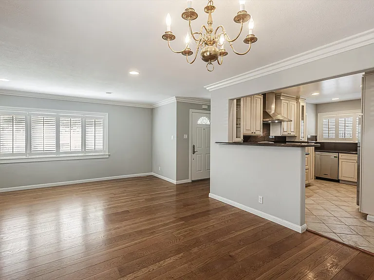 3503 Hacienda St — Photo 14