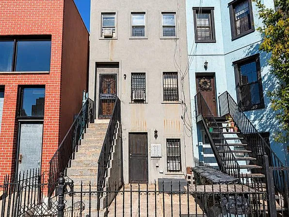 1783 Pacific St, Brooklyn, NY 11213