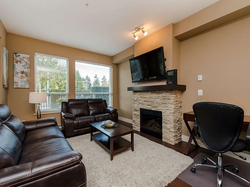 3192 Gladwin Rd #111