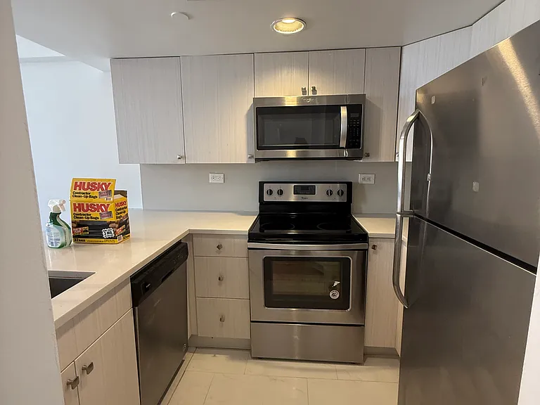 2801 Florida Ave #421 — Photo 4