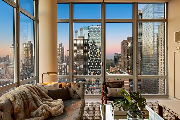 Sold by SERHANT. | media 13