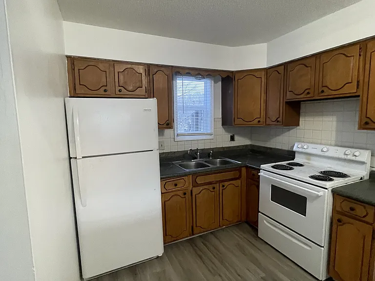 717 S Prairie St #3 — Photo 6