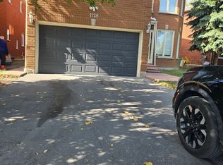 1128 Swinbourne Dr #BASEMENT, Mississauga, ON L5V 1C2