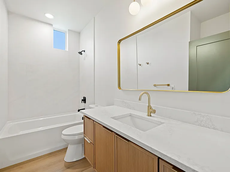 3018 SW Orleans St — Photo 8