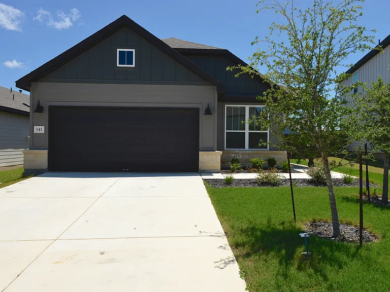 141 Winding Windmill — Photo 1