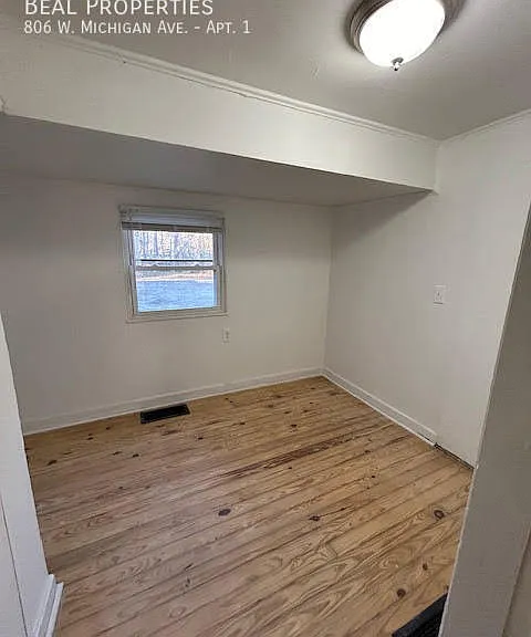 806 W Michigan Ave #1 — Photo 5