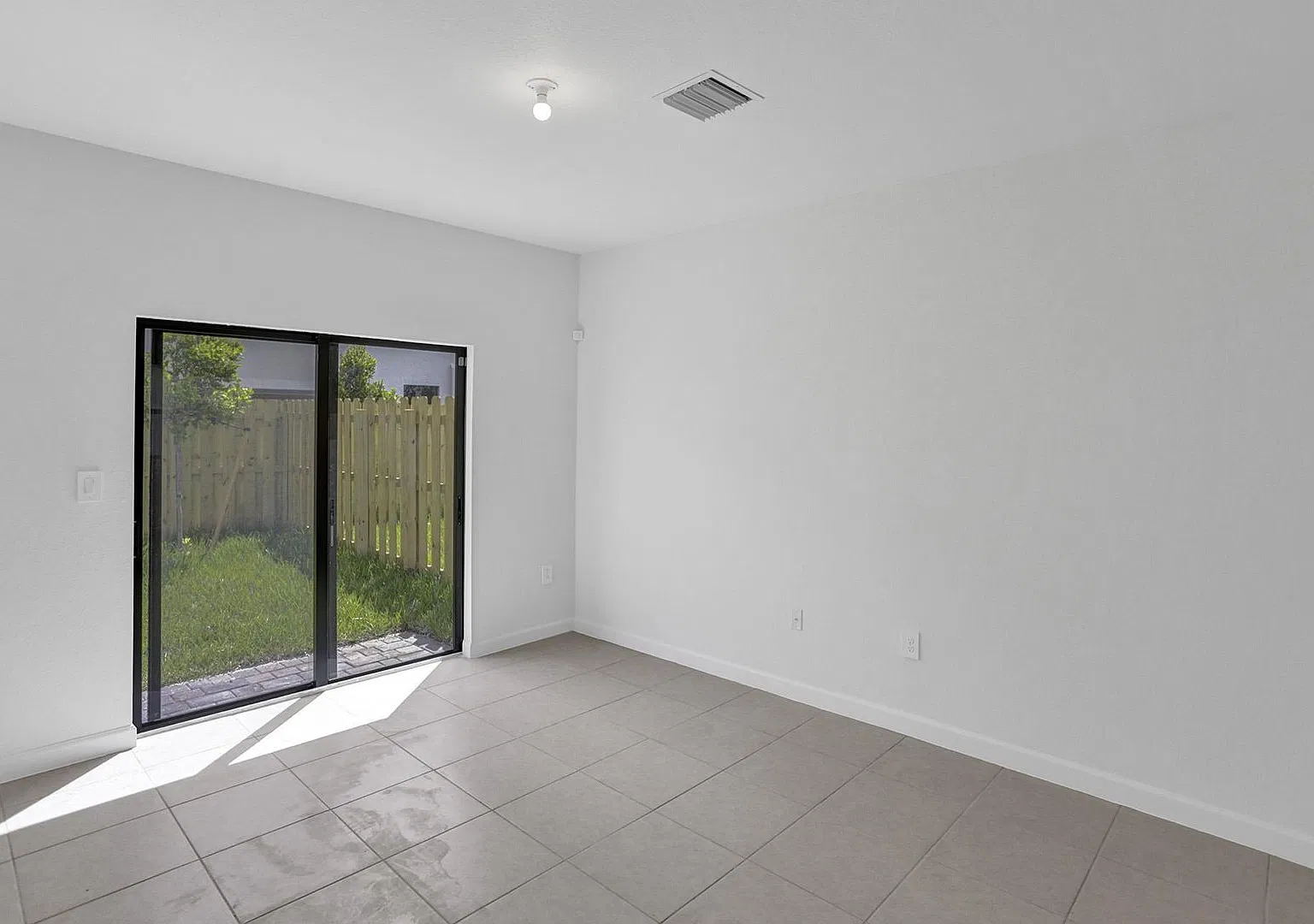 3 bed 2.5 Baths Townhome at Siena Reserve — Photo 4