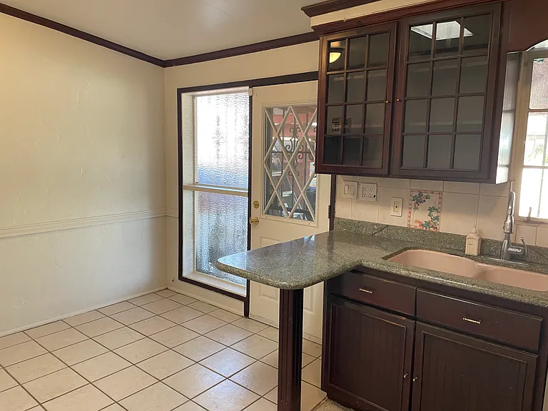 5652 E Cooper St — Photo 7