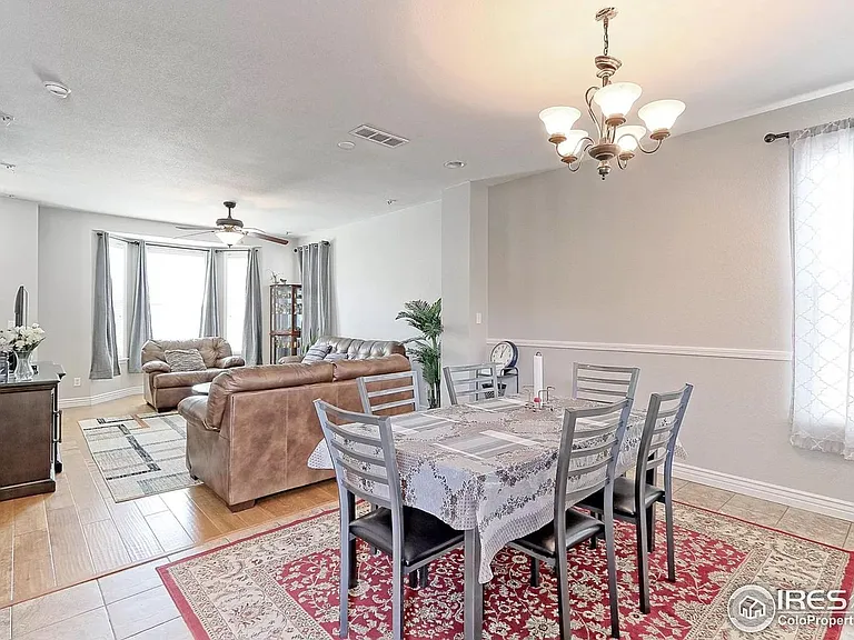 363 Casper Dr — Photo 6