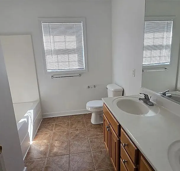 5591 Scotsview Dr — Photo 14