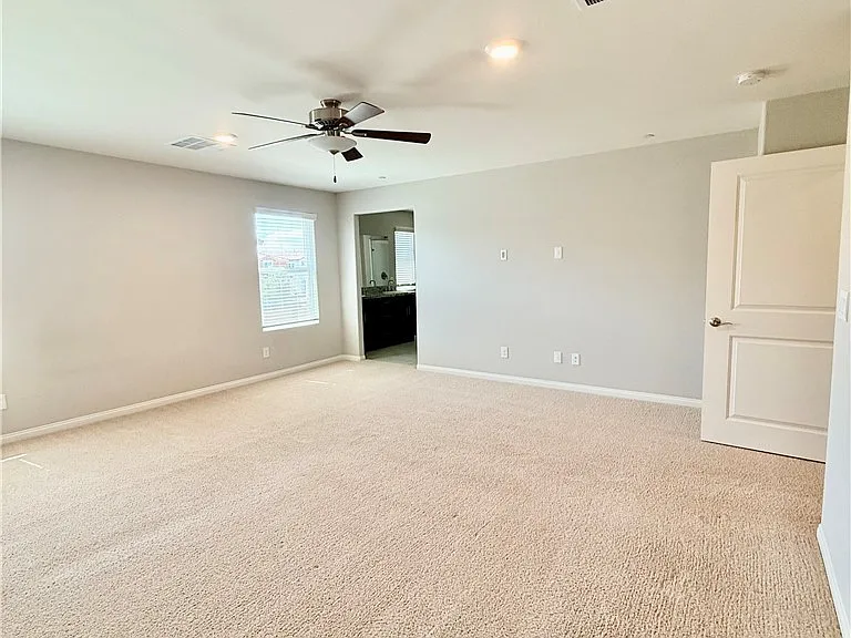 341 Canary Song Dr — Photo 21