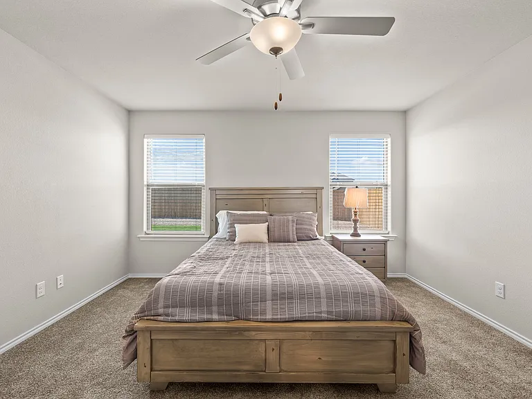 Vander Ranch Estate Rentals — Photo 23
