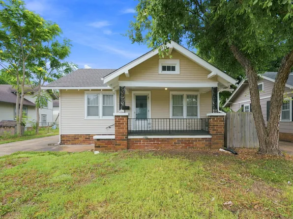 1617 W McCormick Ave, Wichita, KS 67213
