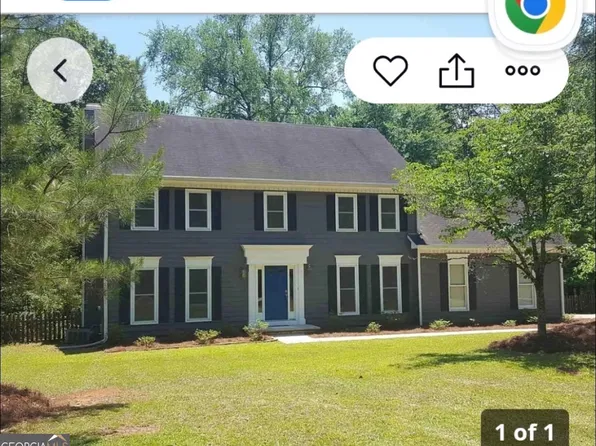 2228 Plantation Dr, Macon, GA 31211