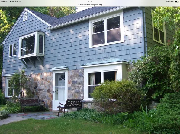 1074 Storrs Rd, Mansfield, CT 06268