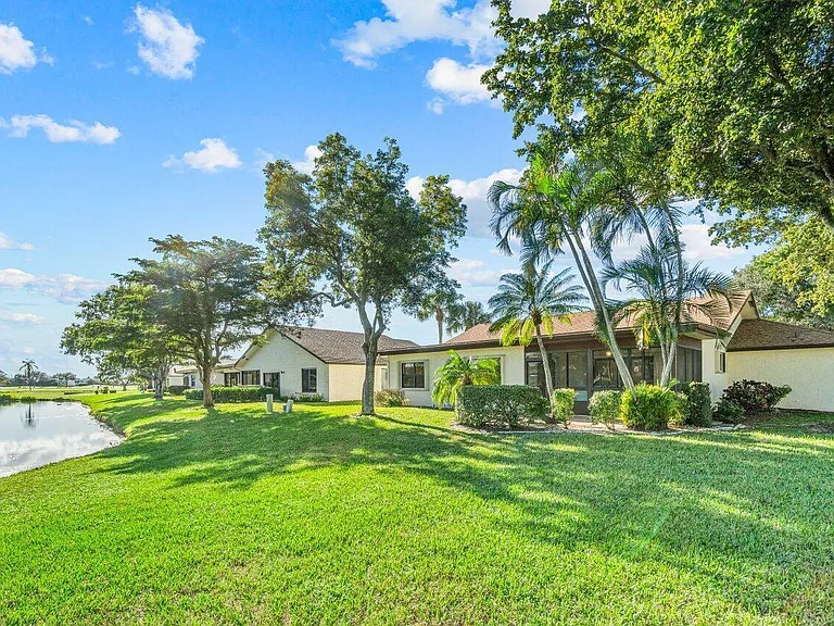 5605 Forest Oaks Ter — Photo 10