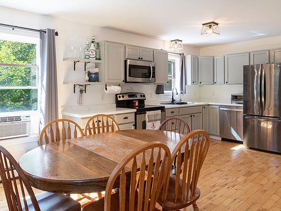 3rd image of 71 Bowdoinham Road